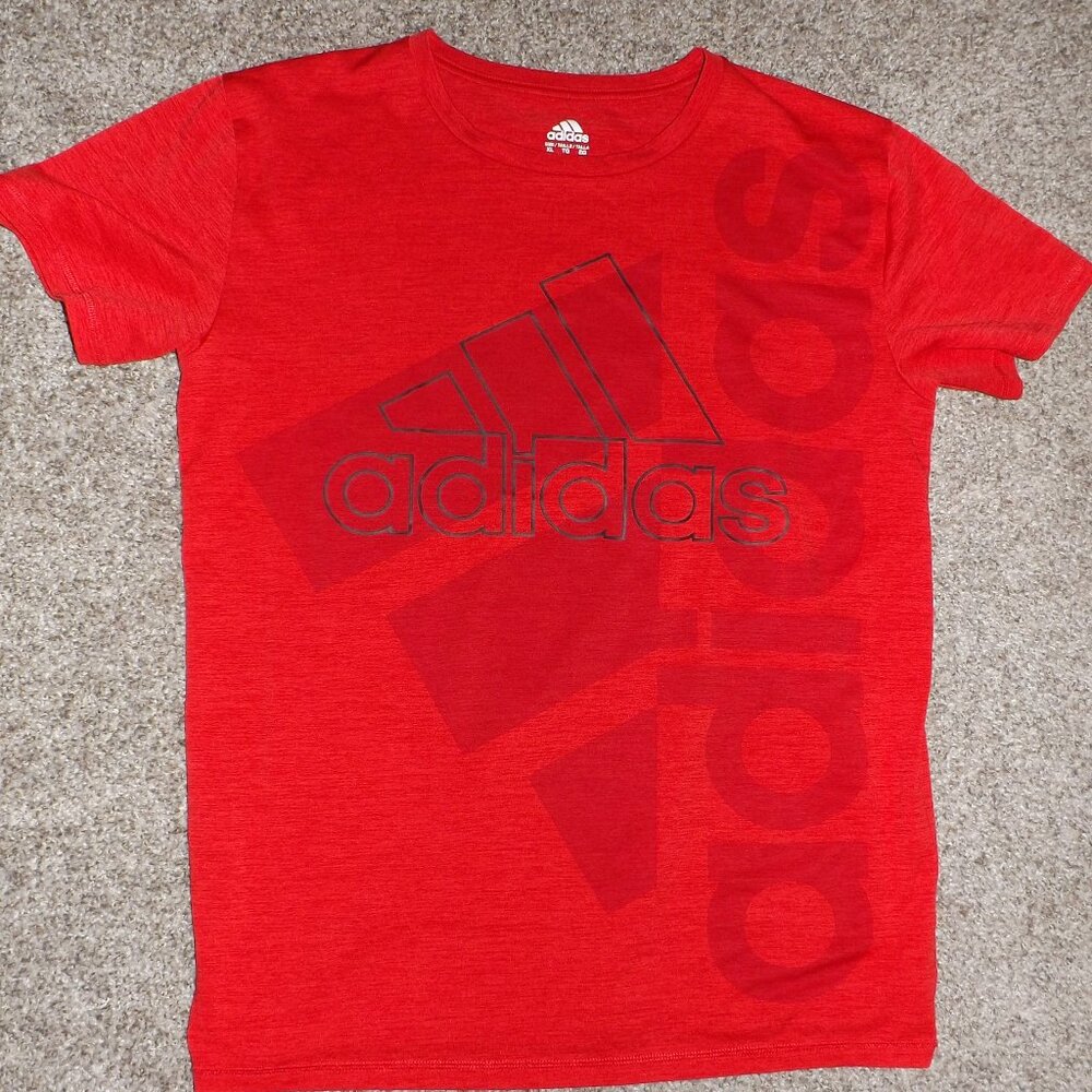 Boy's red ADIDAS activewear top size XL (18-20)